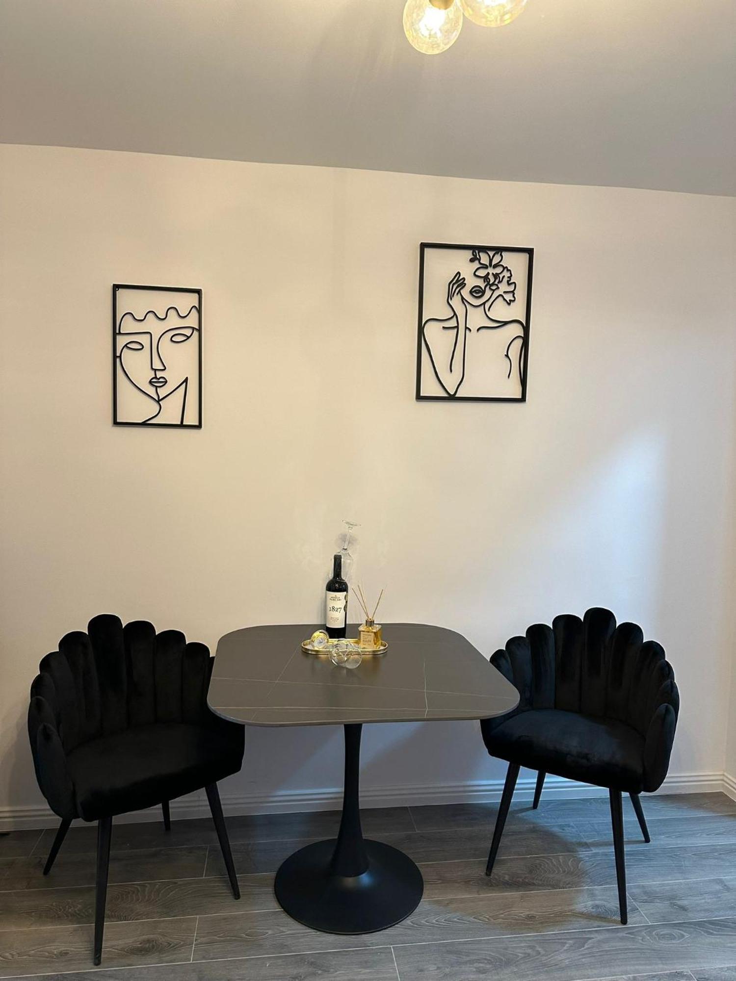 Evelyn Apartment Bistriţa Buitenkant foto